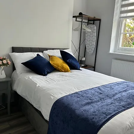 Camden Victorian House Hotel